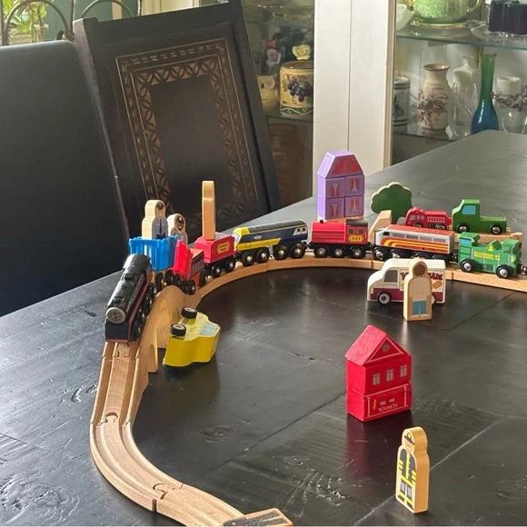 Melissa & Doug Train and Building Block Set - Picture 13 of 16